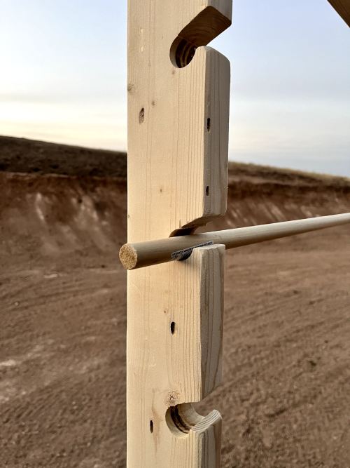 adjustable height donut stand